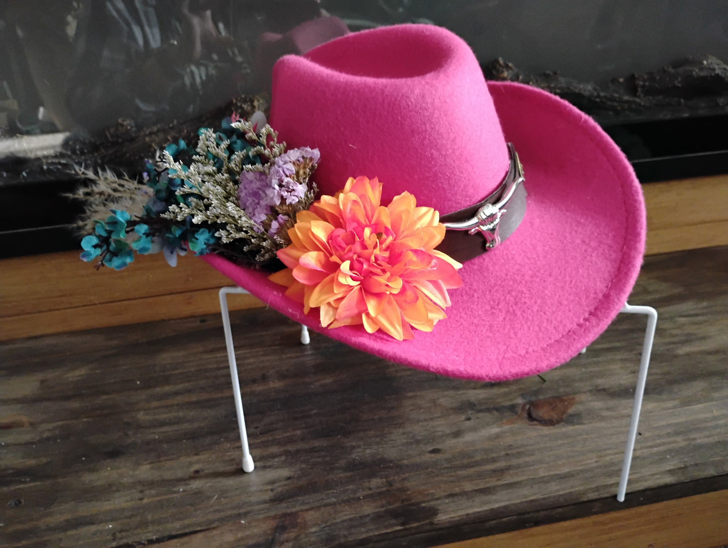 Cowboy hat with flowers